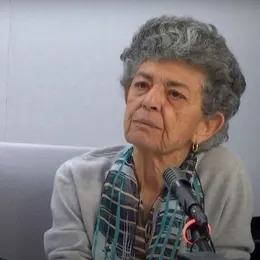 Portrait de Sophie Bessis