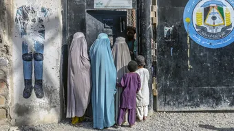 Garantir des droits aux femmes, la nouvelle initiative diplomatique talibane