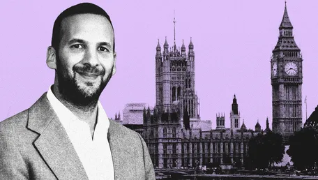 Voir L’espoir contre la peur : comment Zack Polanski redessine le paysage politique britannique