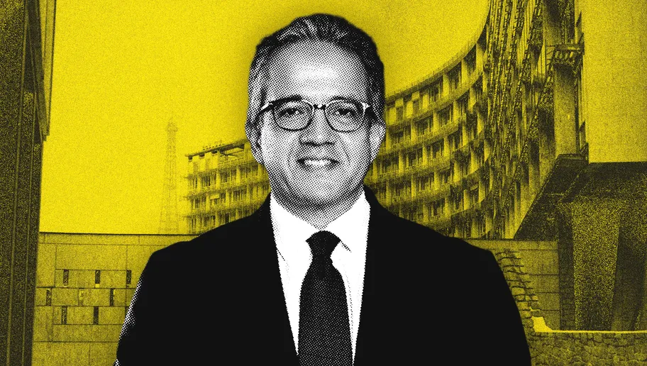 Voir Un ami de la France et des généraux égyptiens à la tête de l’Unesco