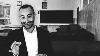 Enseignants-créateurs de contenus : quand le business s’invite au tableau 